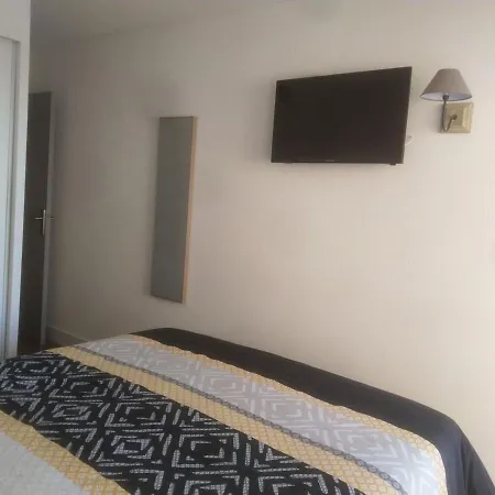 Avec Acces * Fréjus