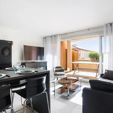 Avec Acces Apartamento